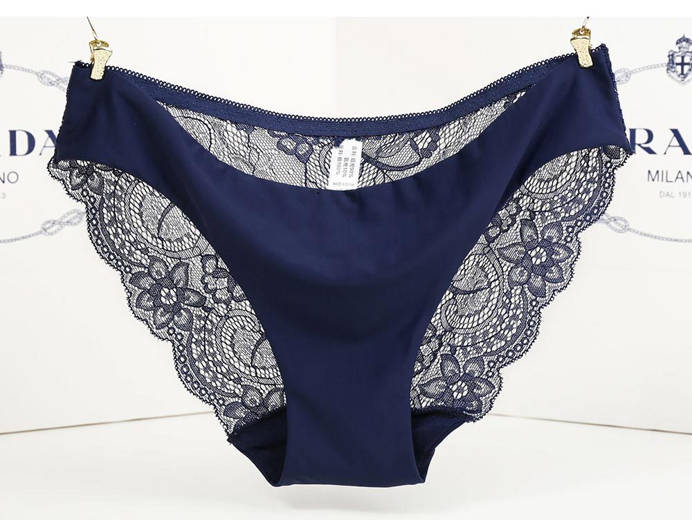 Women's Lace Patterned Cotton Panties