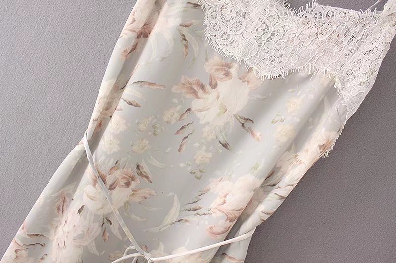 Women's Elegant Sleeveless Dress with Floral Print
